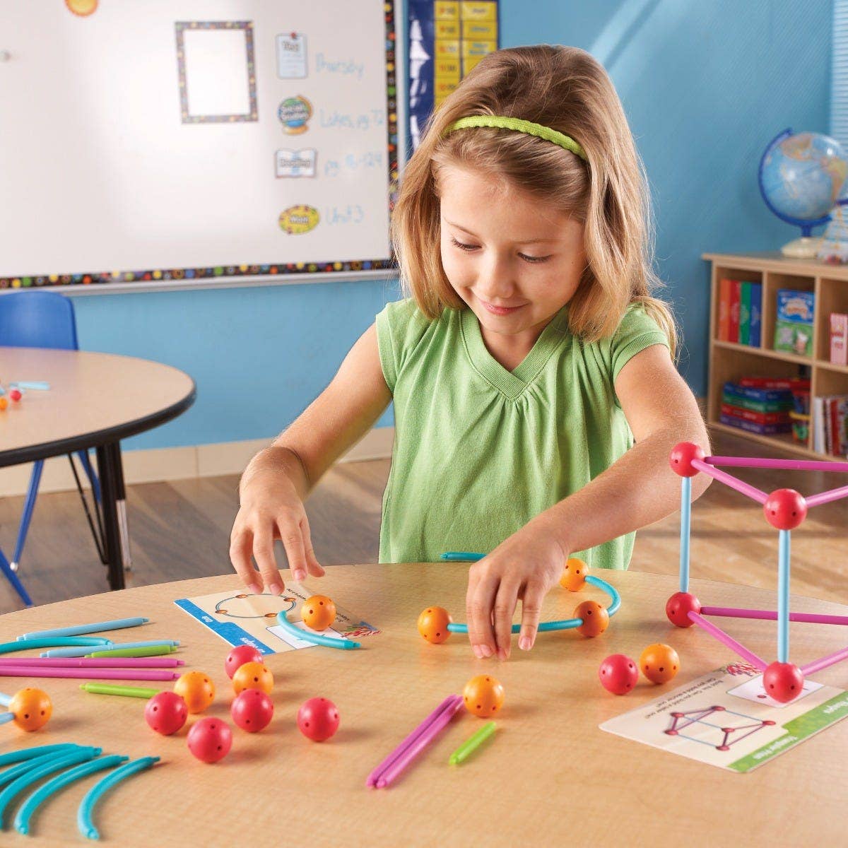 Dive into Shapes Geometry Set