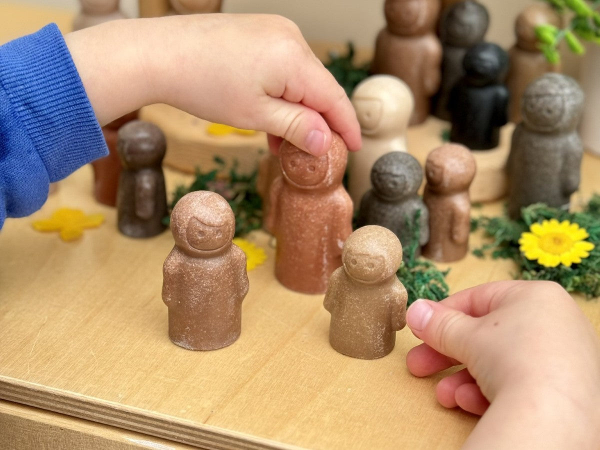 Little People Like Me Families