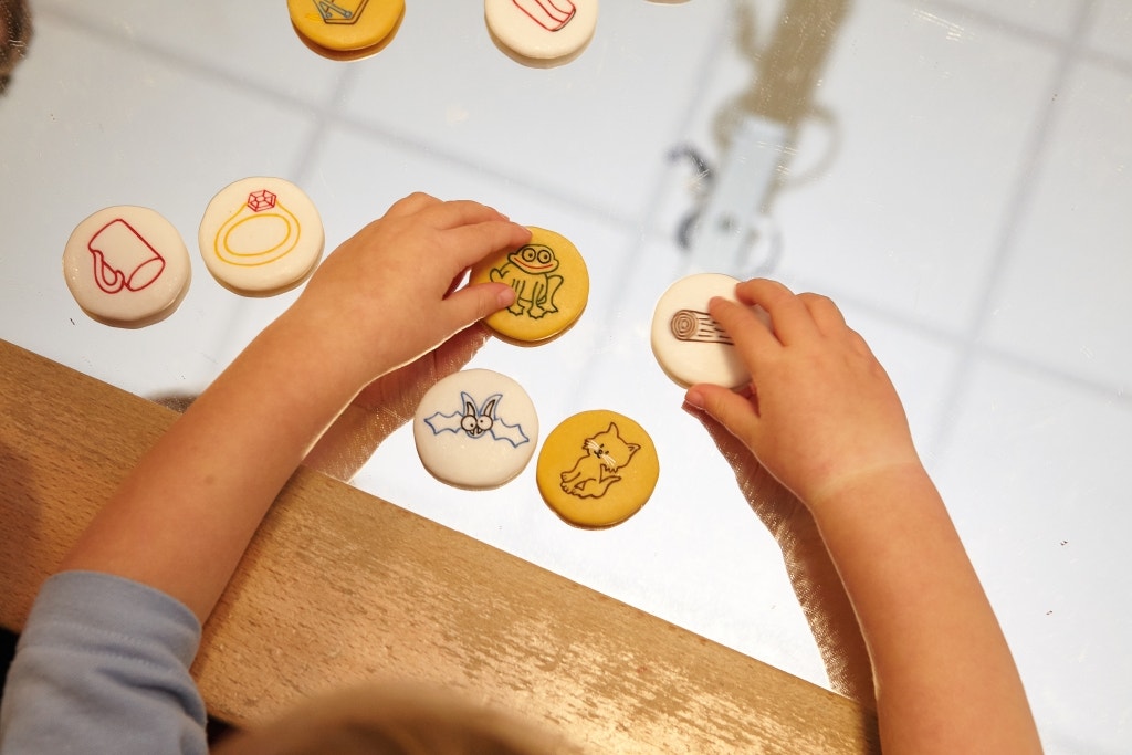 Rhyming Pebbles 16 pcs