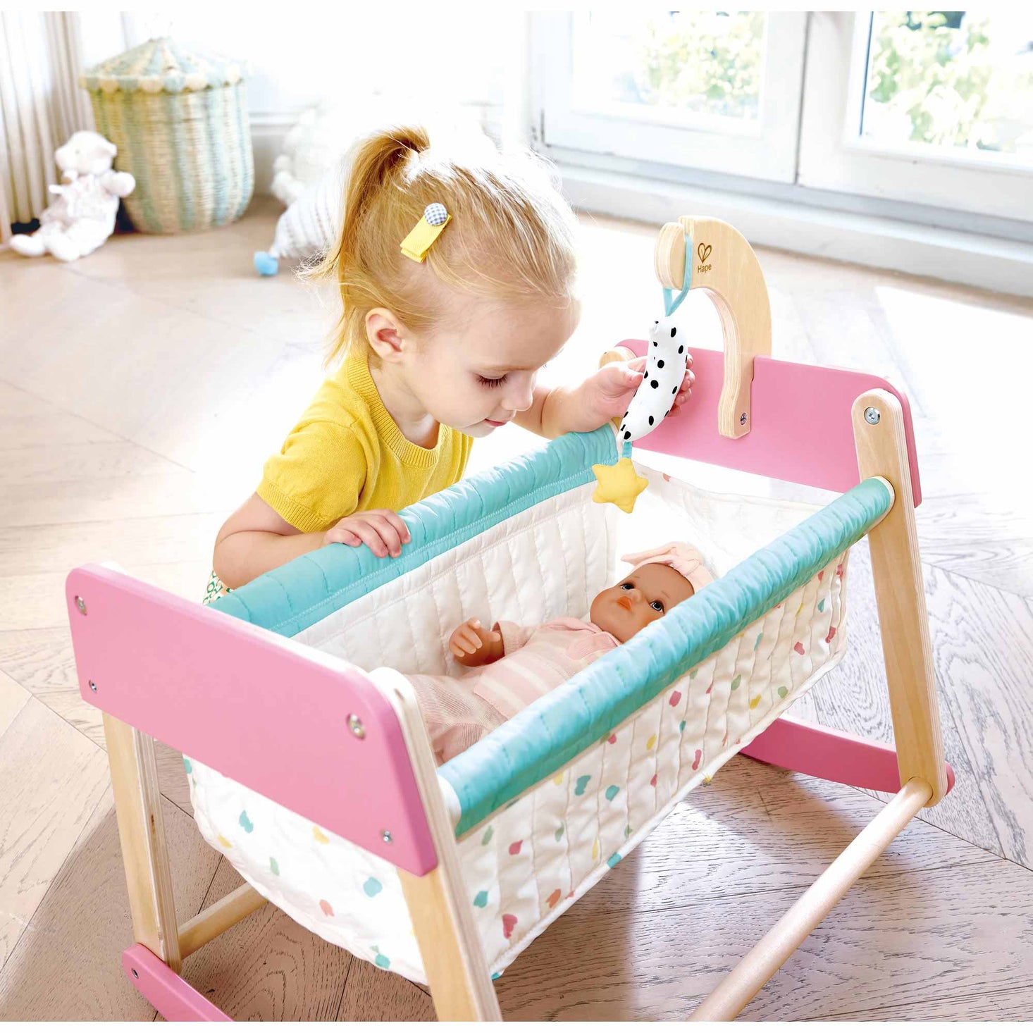 Sweet Dreams Doll's Bed