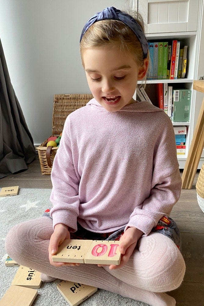 Hollys Phonics Set