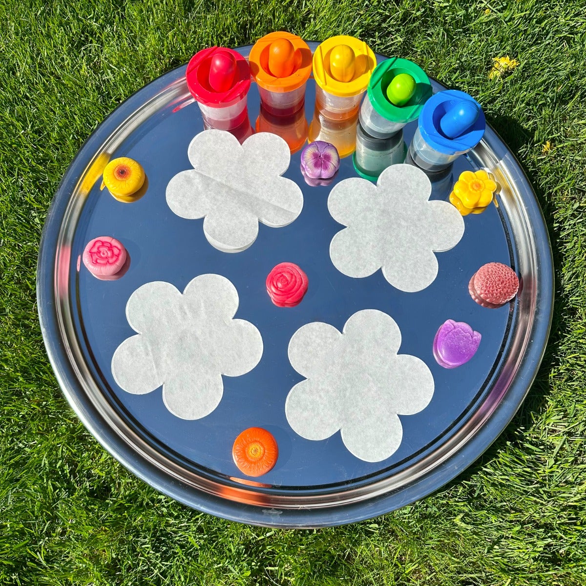 Color Diffusing Paper Flowers