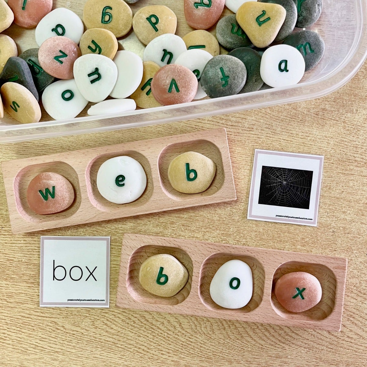 3 Pebble Word Building Tray