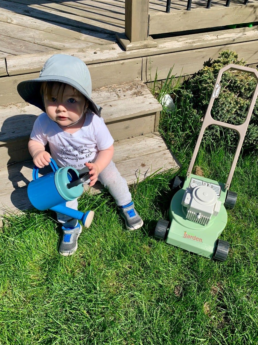 Green Bean Watering Can Round