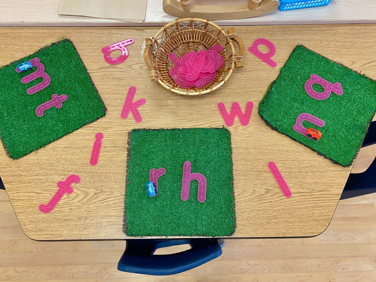 Silishapes Trace Alphabet