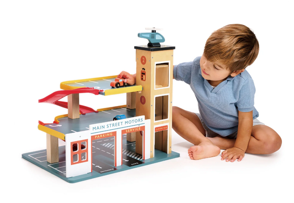 Multi-Level Garage with Lift