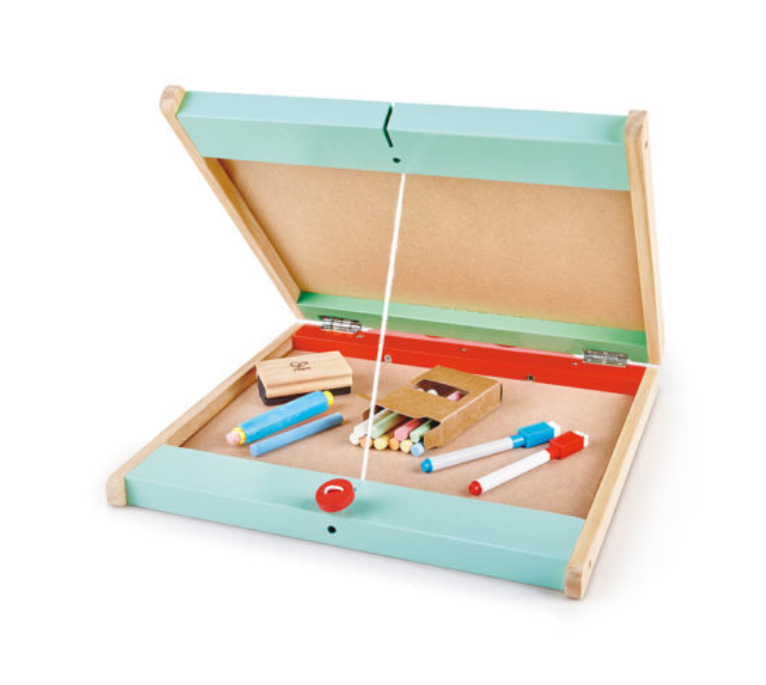 Store & Go Easel by Hape