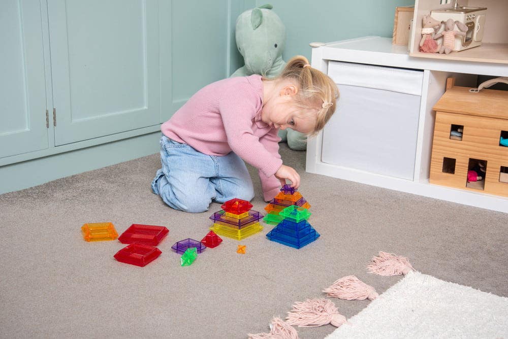 Translucent Colour Pyramid Builder