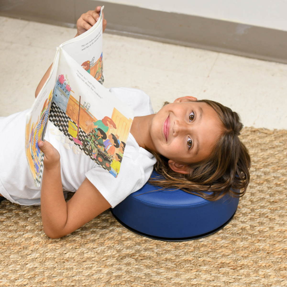 Soft-Twisty Floor Seat