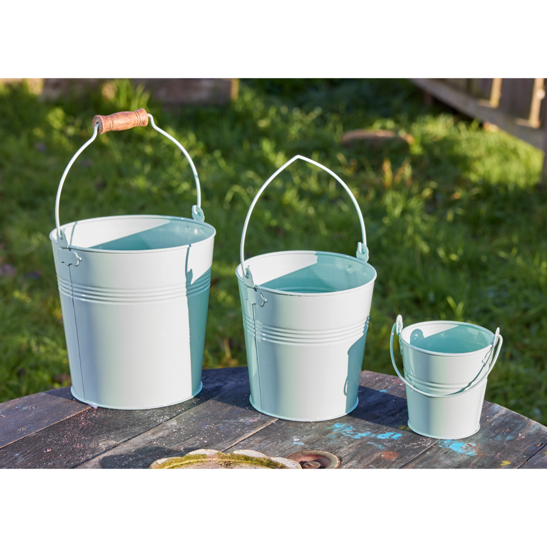 Metal Messy Play Kit