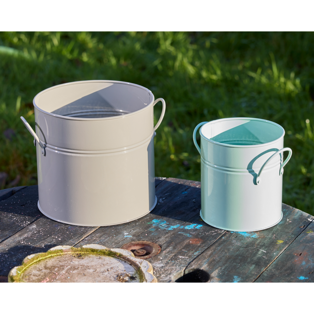 Metal Messy Play Kit