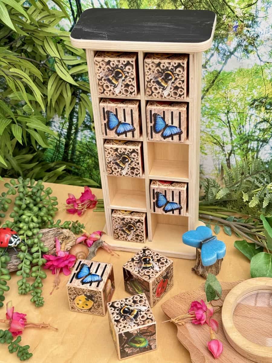Bug Hotel 10-Frame