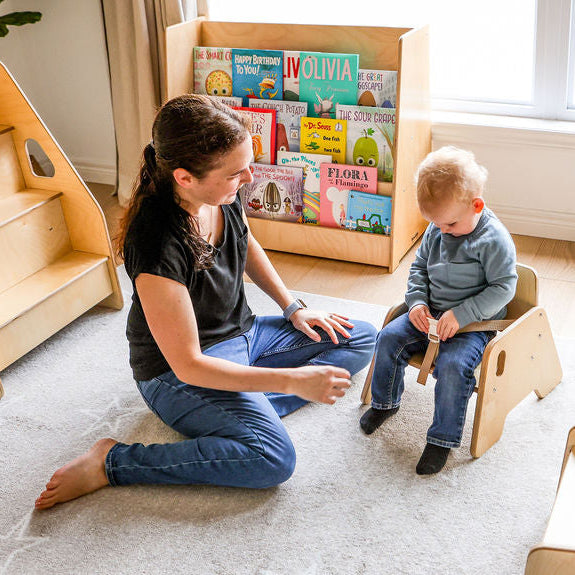 Book Nook Medium 36 x 30 w/Casters
