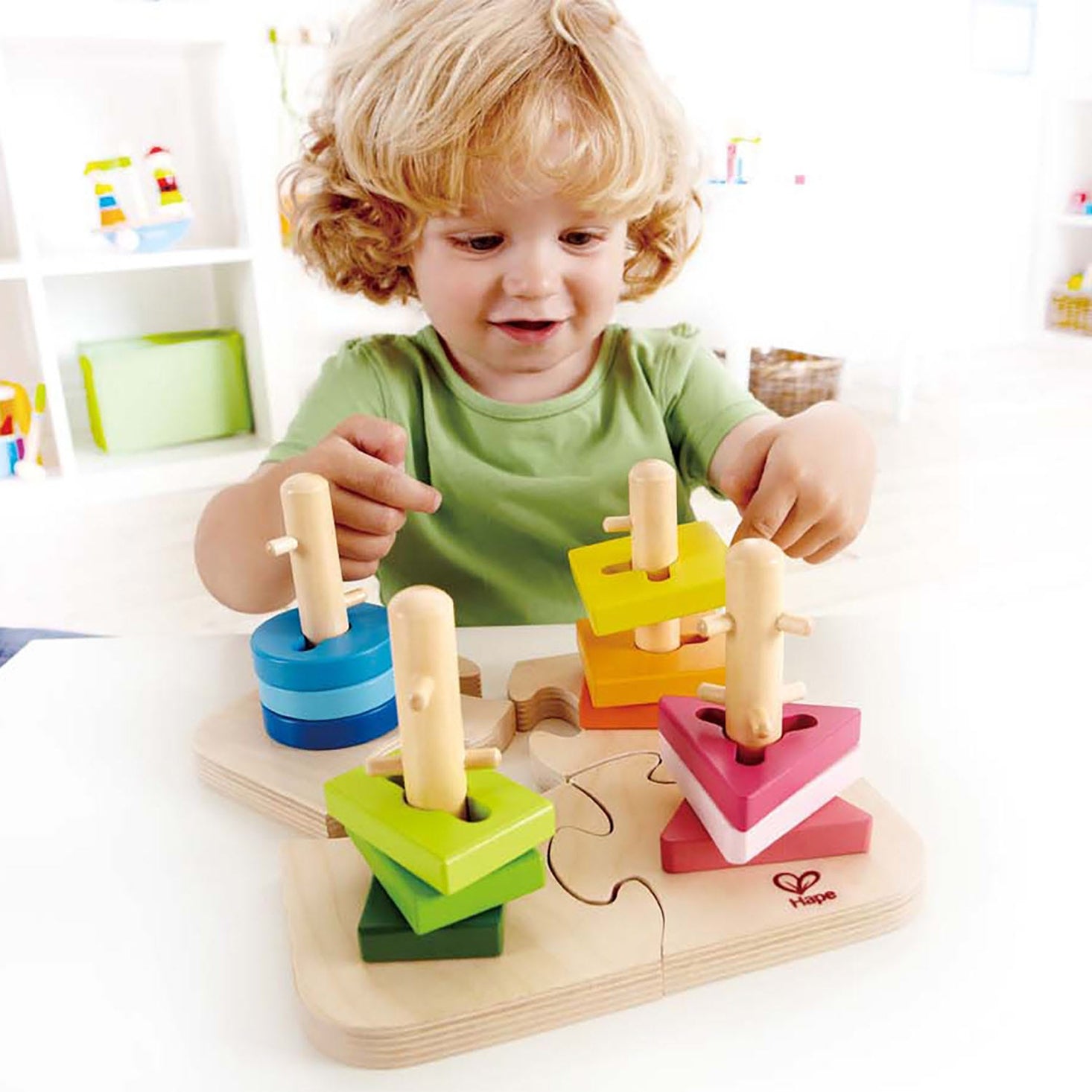 Creative Peg Puzzle by Hape