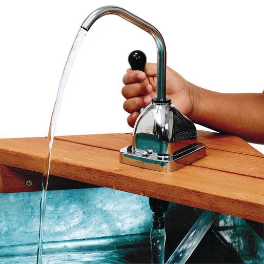 Excellerations Outdoor Panning Table With Pump