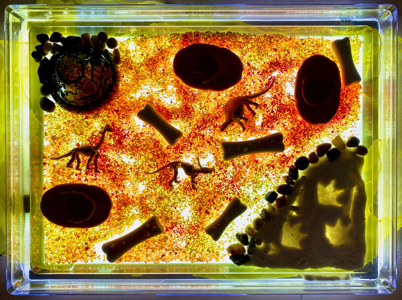 Can You Save the Dinosaur Bones and Skeletons from the Lava?! 