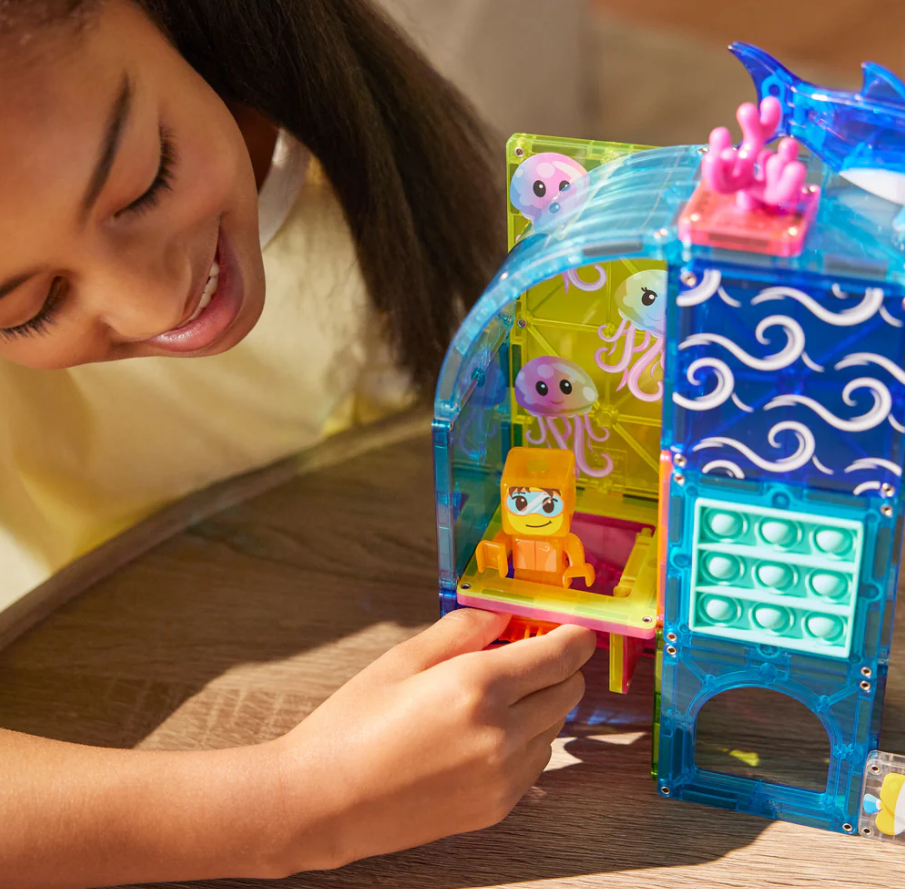 Magna-Tiles Undersea Adventure