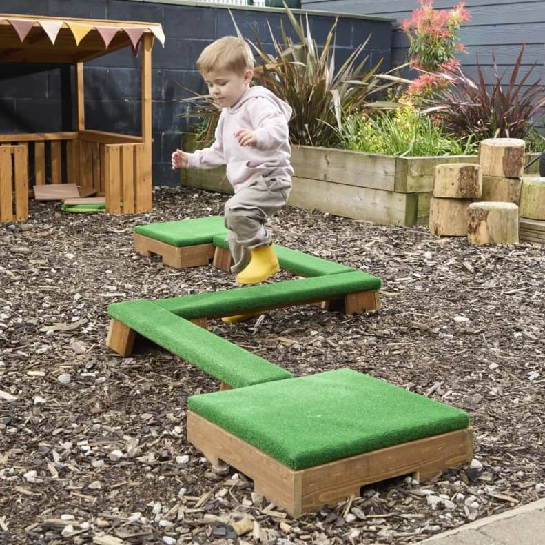 Move & Make Meadow Complete Toddler Set