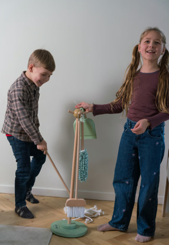 Playful Wood Cleaning Set