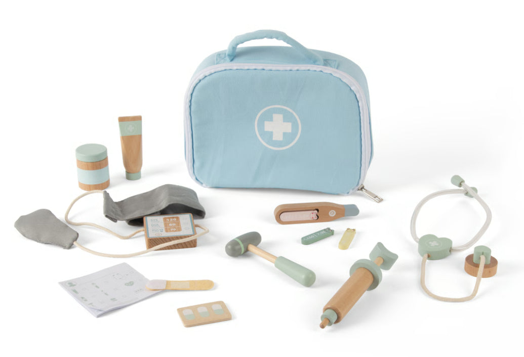 Playful Wood Doctor Set
