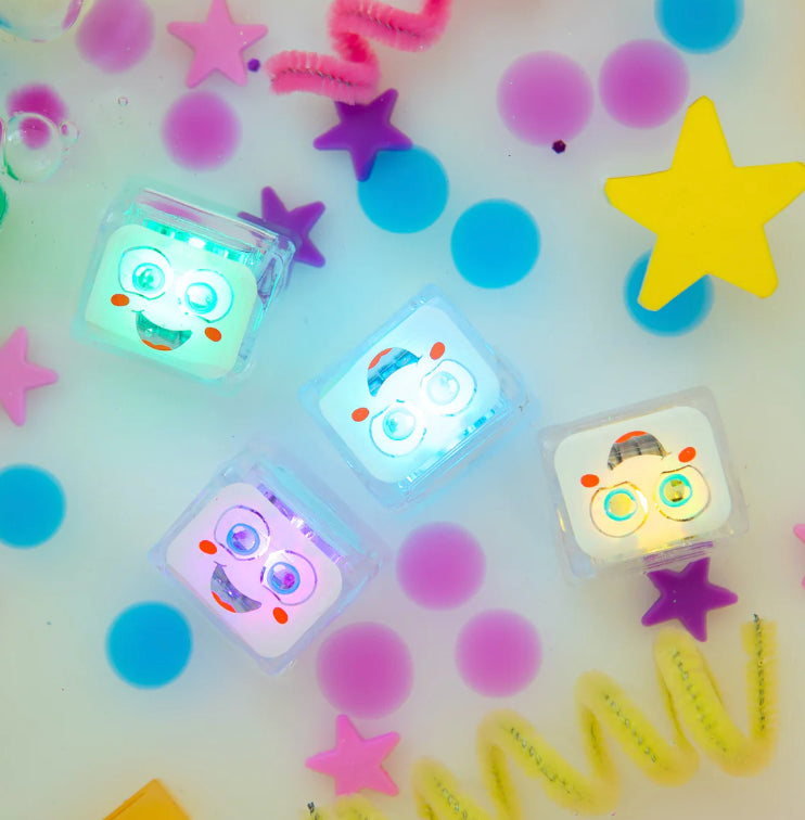Glo Pals Light Up Cubes