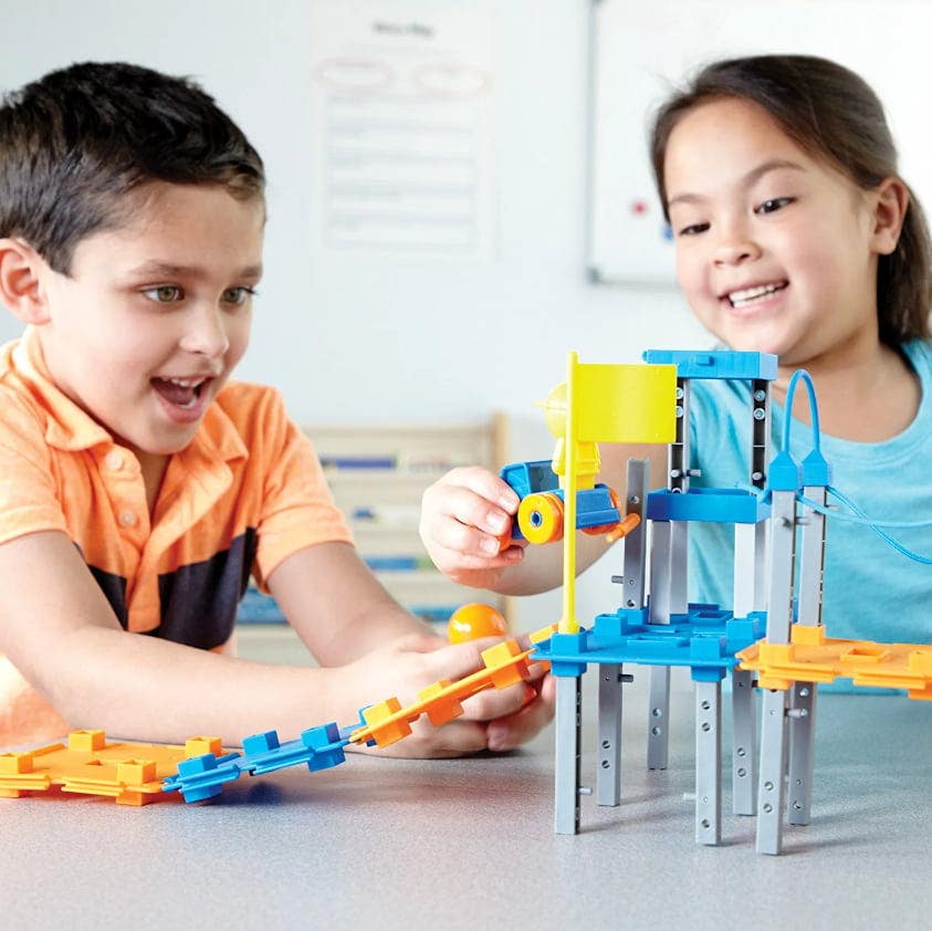 City Engineering and Design Building set