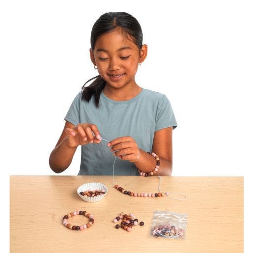 Colors Like Me 12 Bracelet Kits 6 Colors