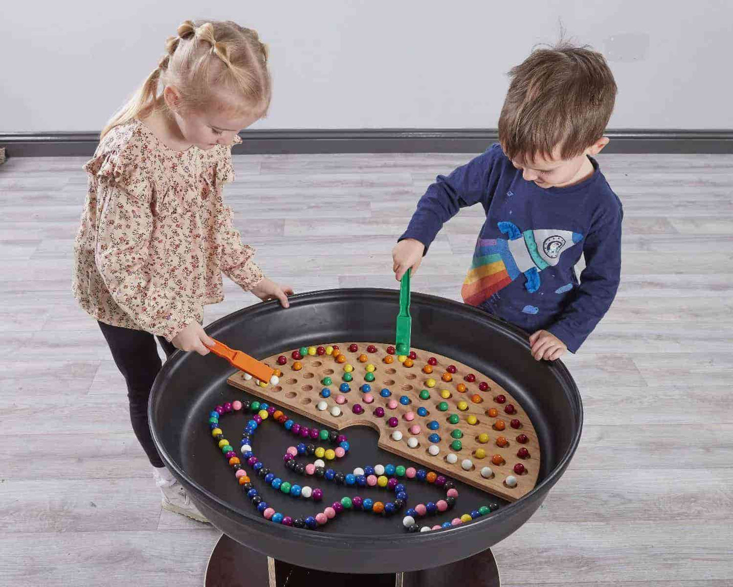 Felt Ball Rainbow Maker