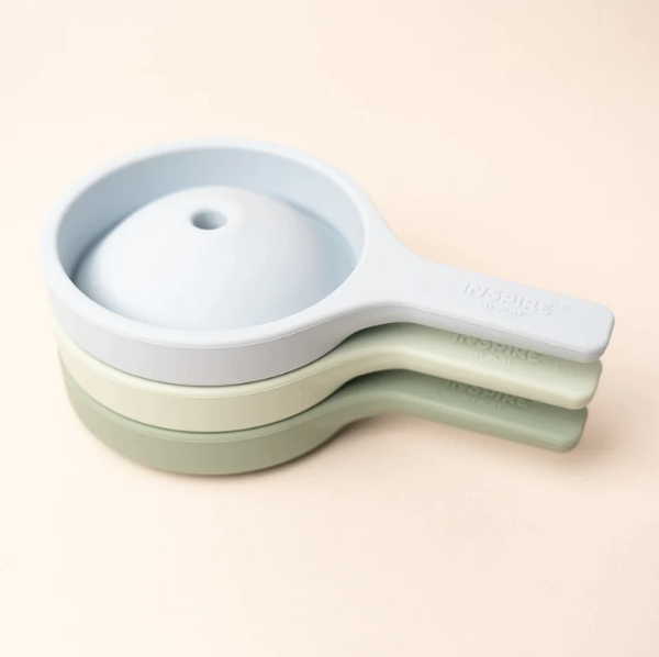 Funnels green/blue for PlayTRAY