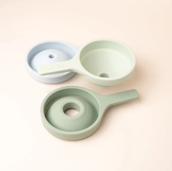 Funnels green/blue for PlayTRAY