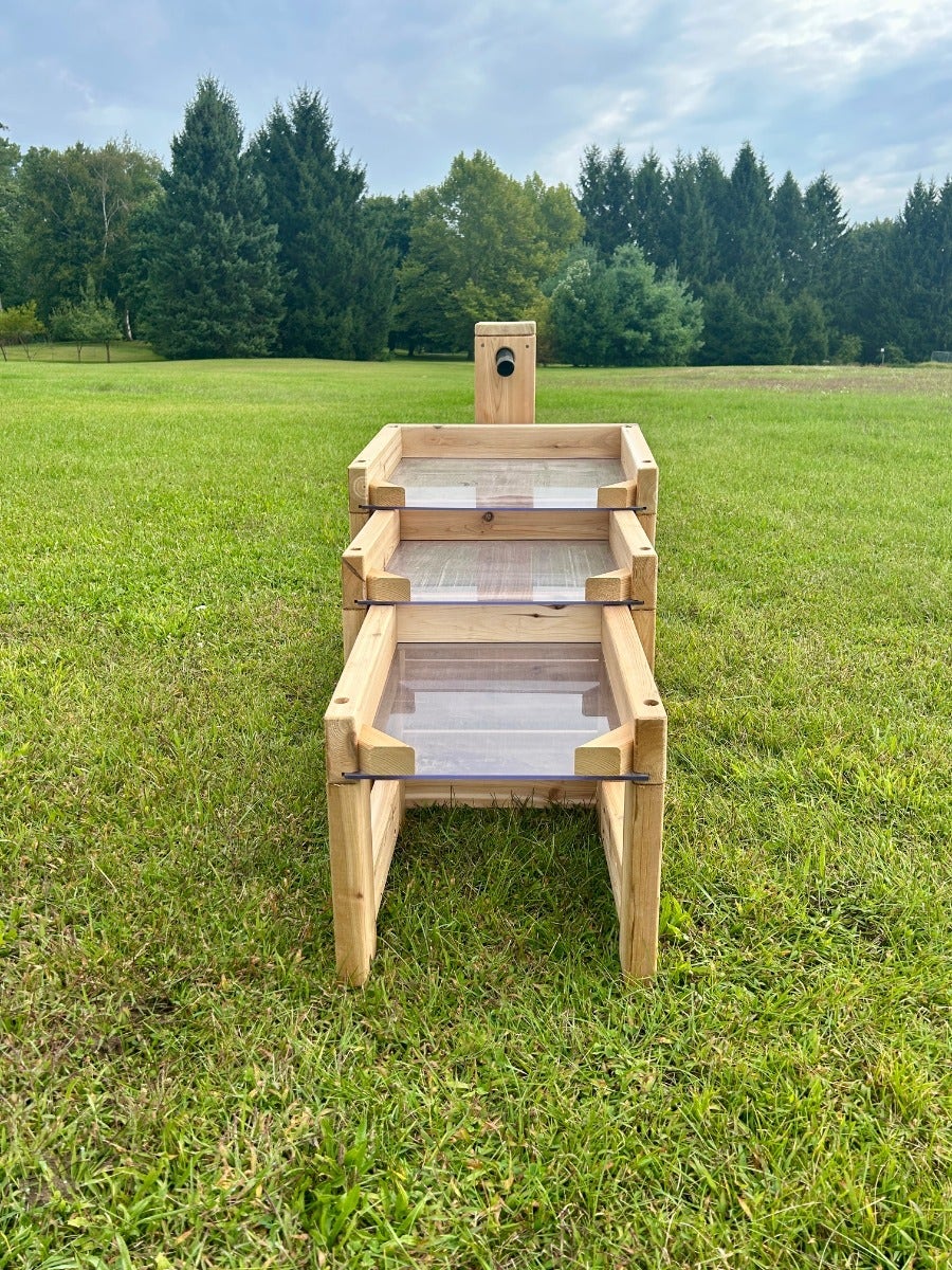 Nesting Water Channels by Naturally Inspired Play