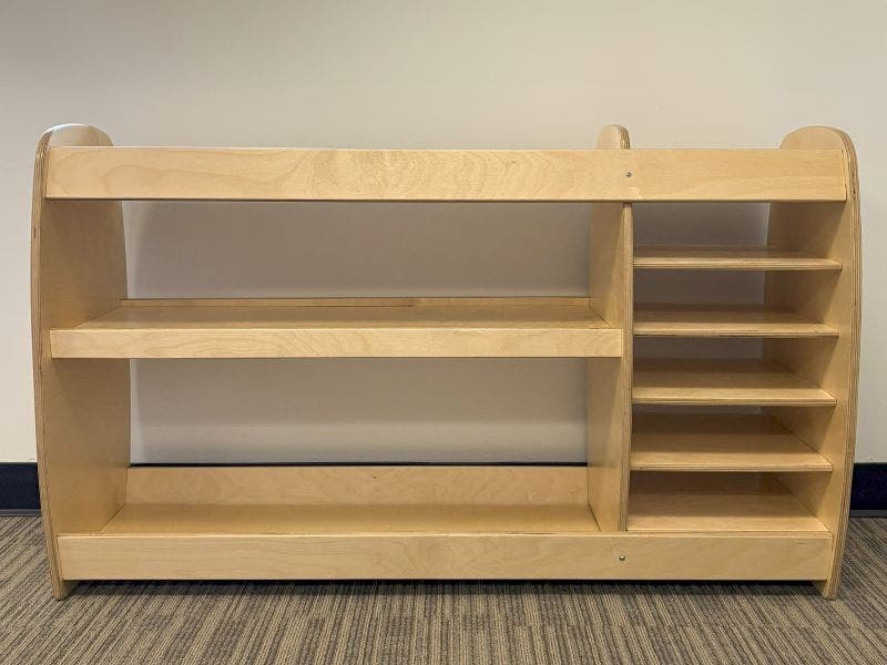 Woodlyn Mobile Art Cart 46.5inL x 28.34inH