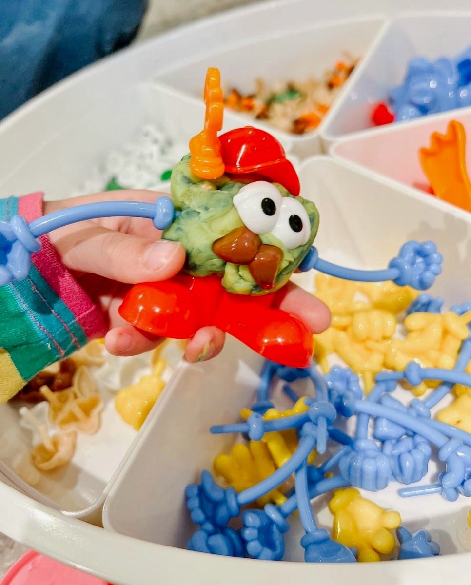 Creative Creatures Dough Builders 260 Pc