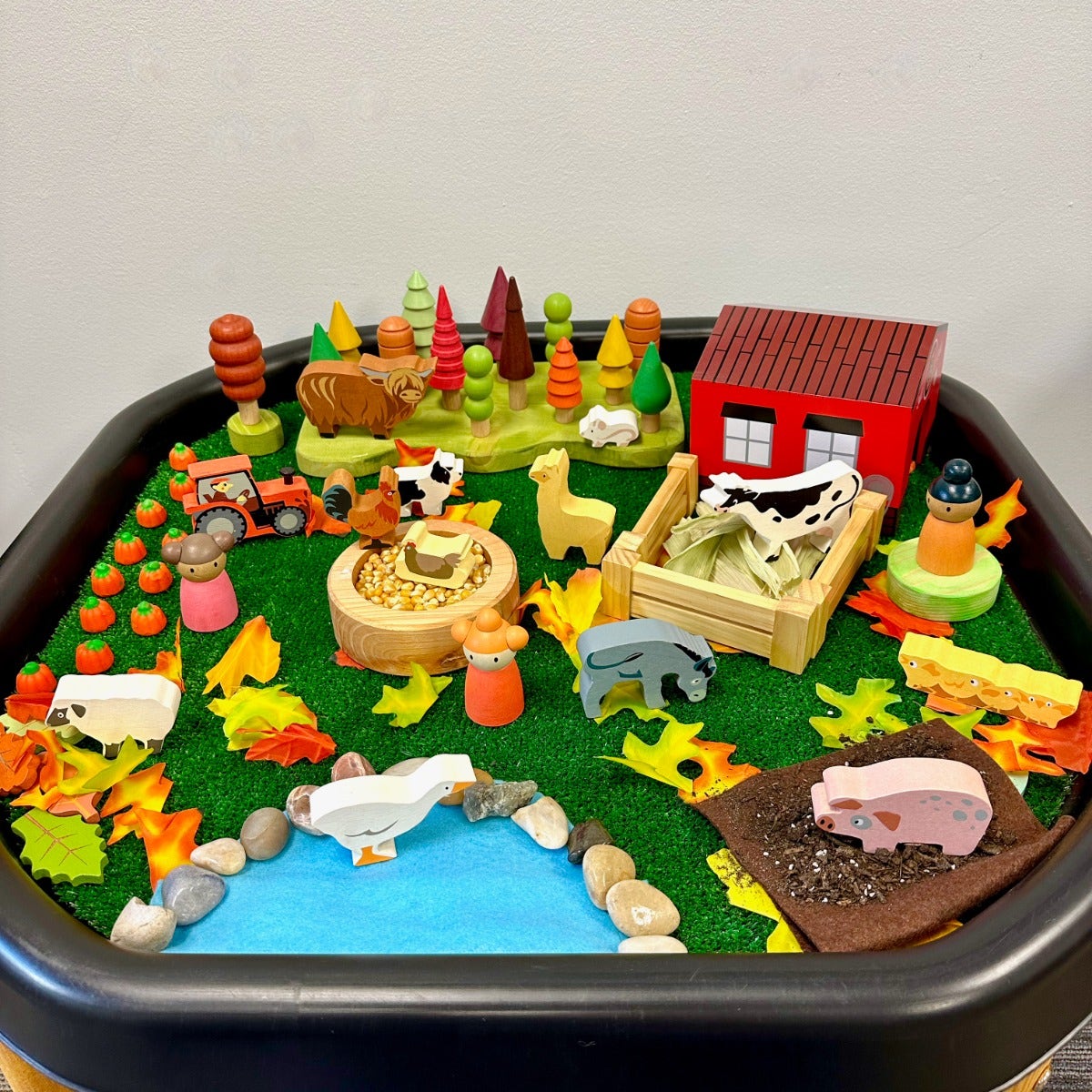 Mini Tuff Tray Grass Insert | Nature Play Accessory for Mini Tuff