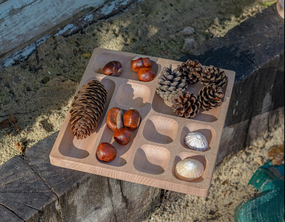 Natural Tinker Tray 9 sections