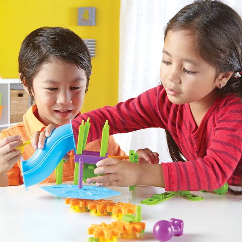 Playground Engineering and Design Building set