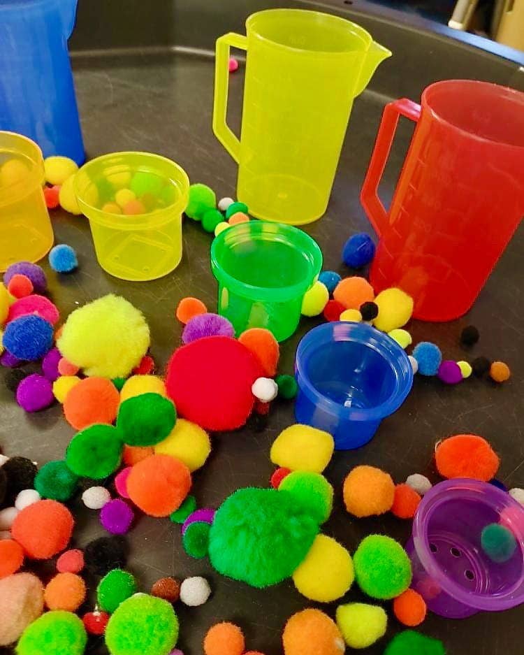 Rainbow Pom Pom Sort & Scoop Collection